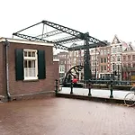 Apartment Sweets - Scharrebiersluis