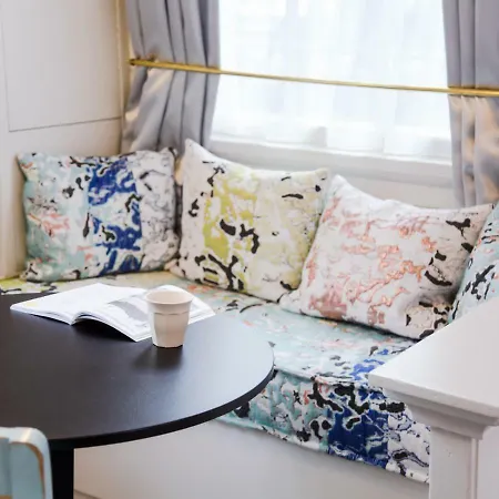 Sweets - Scharrebiersluis